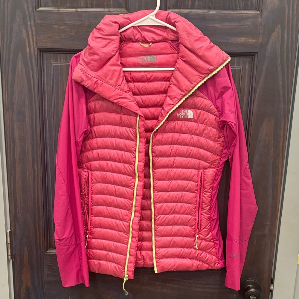 The North Face Women's Fuchsia Puffer Jacket
